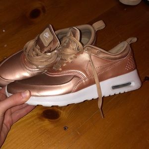 Metallic Pink Nike Sneakers!!